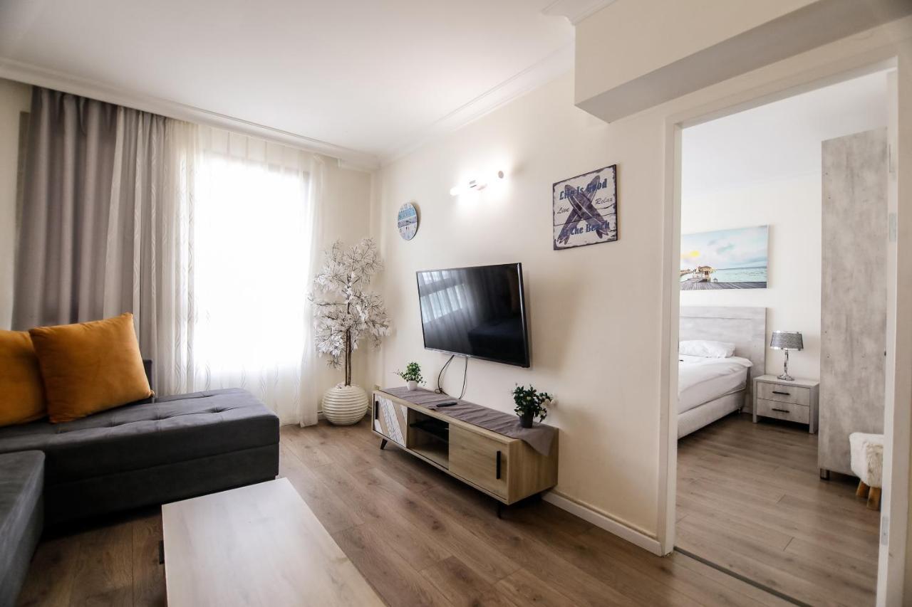 Apartamento בניין אלמוג - מגדל הים Haifa Exterior foto