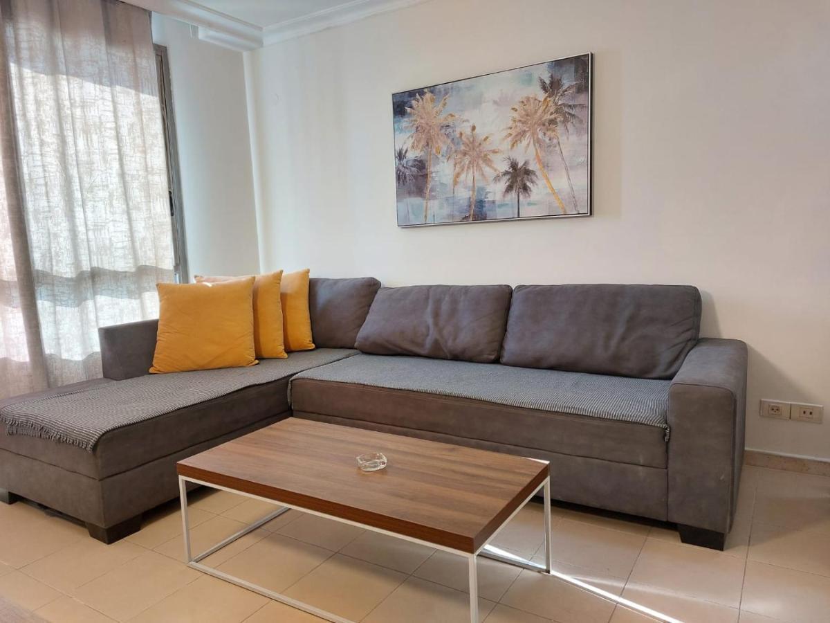 Apartamento בניין אלמוג - מגדל הים Haifa Exterior foto